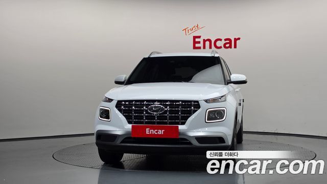 Hyundai Venue 2022 — photo 3