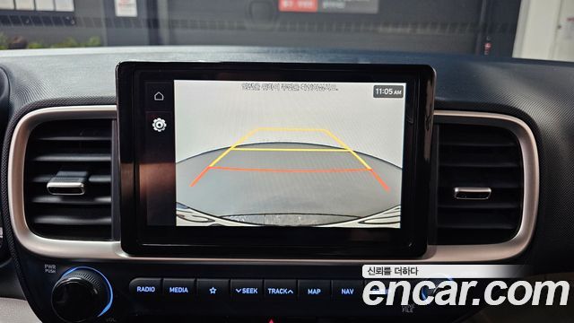 Hyundai Venue 2022 — photo 16