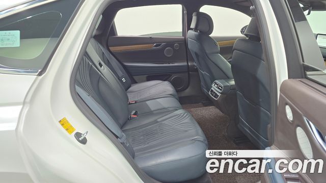 Genesis G80 2023 — photo 11