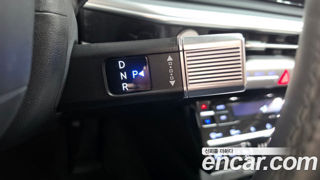 Hyundai Grandeur 2023 — photo 12