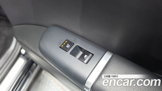 Hyundai Grandeur 2023 — photo 26