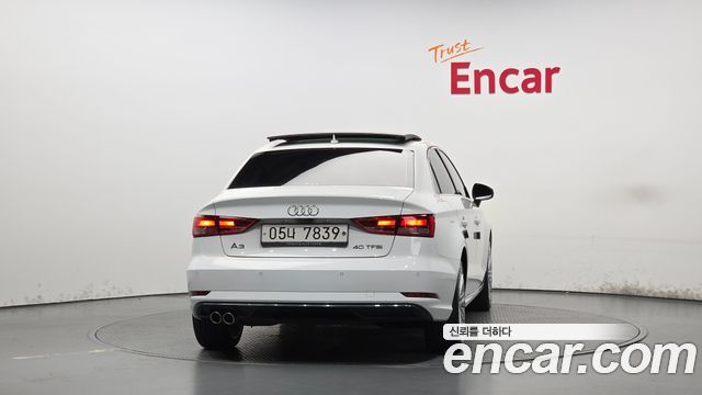 Audi A3 2018 — photo 4