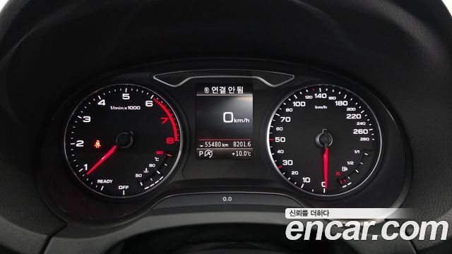Audi A3 2018 — photo 11