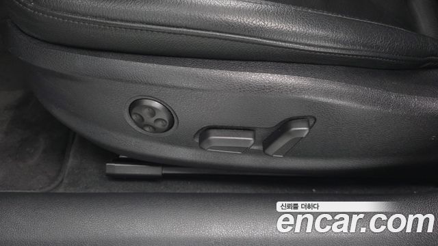 Audi A3 2018 — photo 28