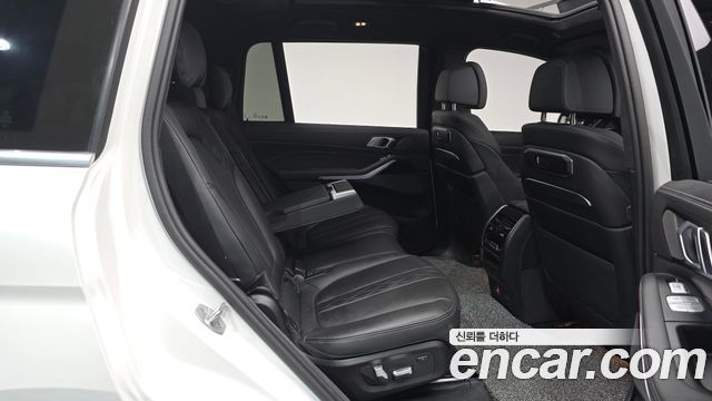 BMW X7 2024 — photo 17