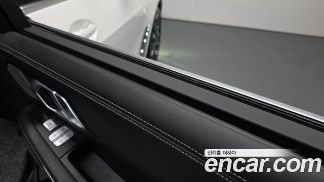 BMW X7 2024 — photo 28