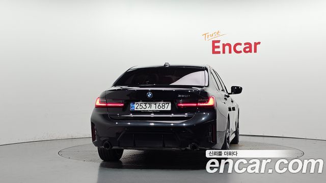 BMW 3-Series 2024 — photo 4