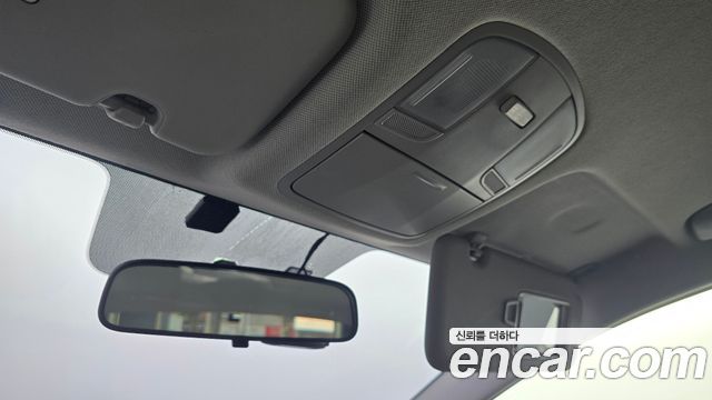 Hyundai AVANTE 2018 — photo 30
