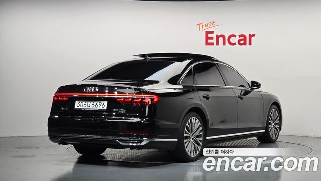 Audi A8 2020 — photo 2