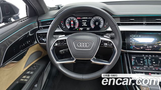 Audi A8 2020 — photo 19
