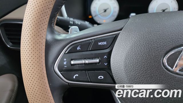 Hyundai Santafe 2021 — photo 28