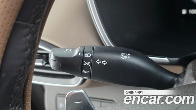 Hyundai Santafe 2021 — photo 30