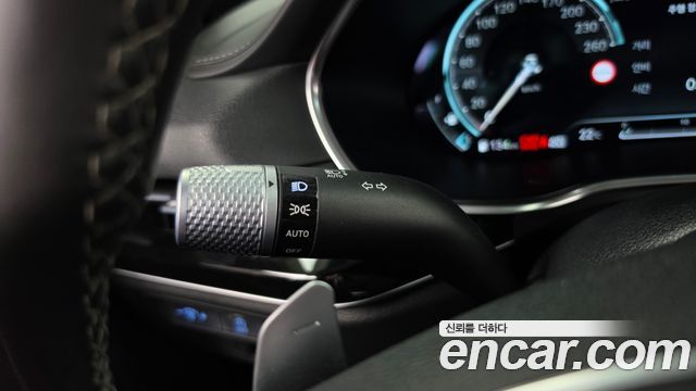 Genesis G80 2022 — photo 28