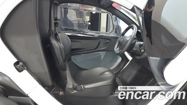 Renault Korea Twizy 2019 — photo 16