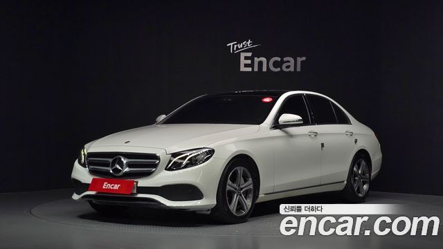 Mercedes-Benz E-Class 2019 — photo 1
