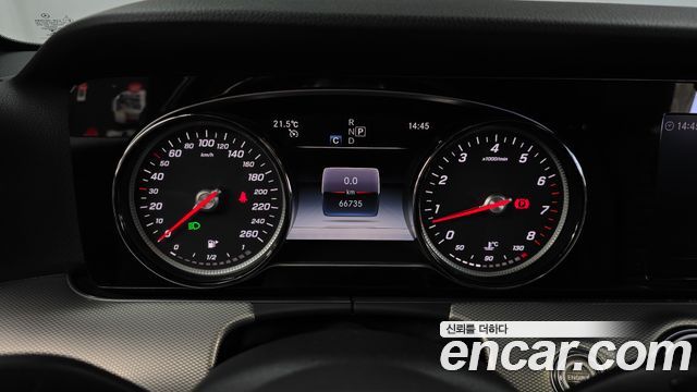 Mercedes-Benz E-Class 2019 — photo 8