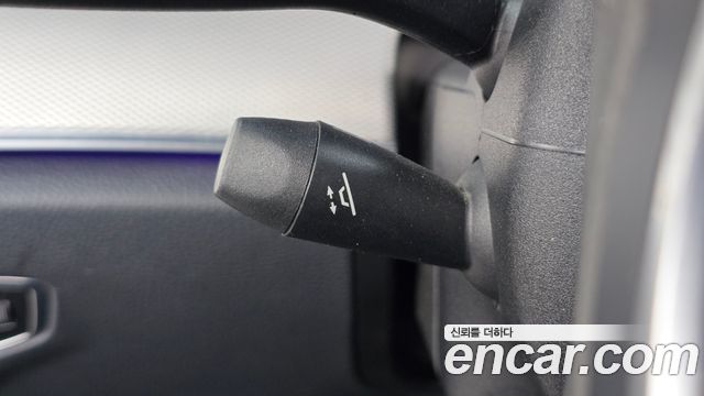 Mercedes-Benz E-Class 2019 — photo 20