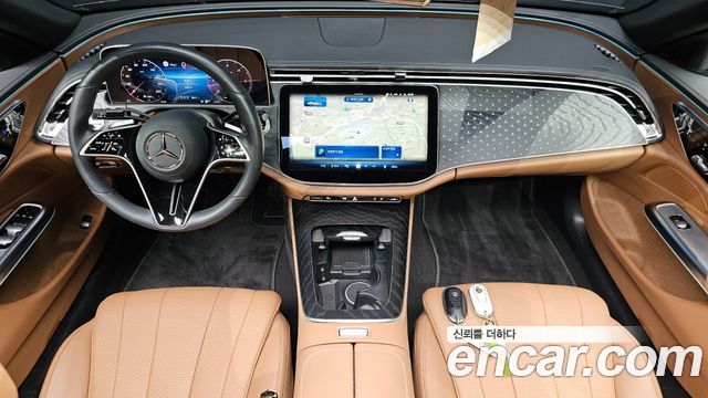 Mercedes-Benz E-Class 2024 — photo 10