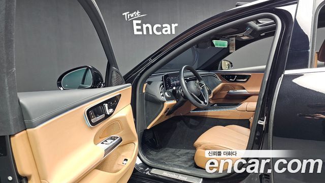 Mercedes-Benz E-Class 2024 — photo 13