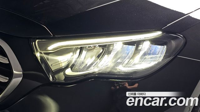 Mercedes-Benz E-Class 2024 — photo 8