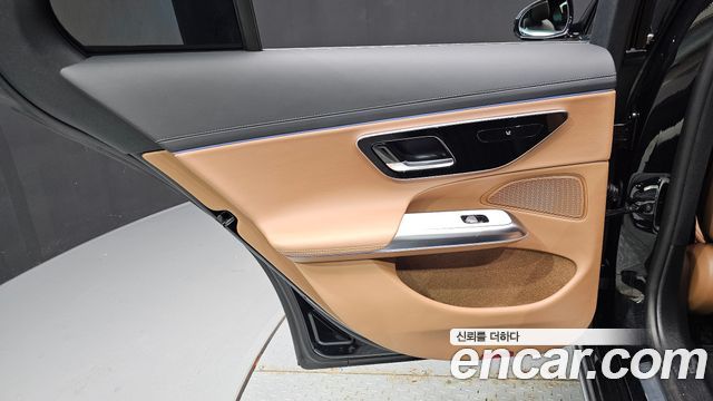 Mercedes-Benz E-Class 2024 — photo 15
