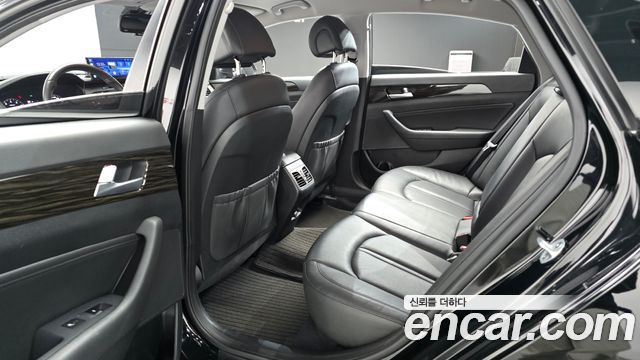 Hyundai Sonata 2016 — photo 11