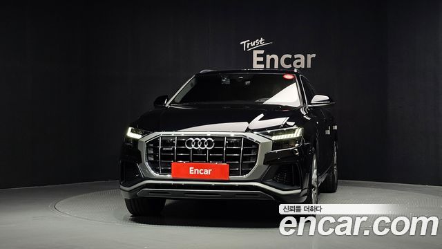 Audi Q8 2020 — photo 3