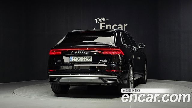Audi Q8 2020 — photo 4
