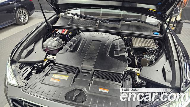 Audi Q8 2020 — photo 6