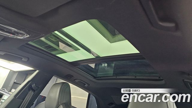 Audi Q8 2020 — photo 18