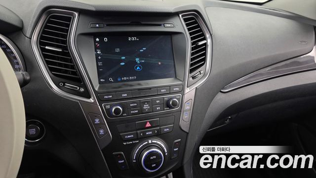 Hyundai Santafe 2015 — photo 19