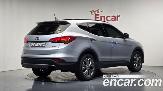 Hyundai Santafe 2013 — photo 2