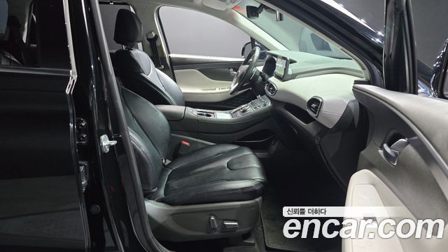 Hyundai Santafe 2021 — photo 12