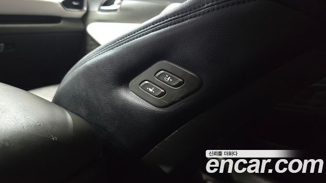 Hyundai Santafe 2021 — photo 17