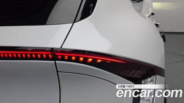 Kia EV6 2022 — photo 9