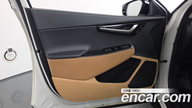 Kia EV6 2022 — photo 14