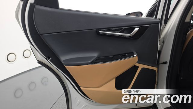 Kia EV6 2022 — photo 15