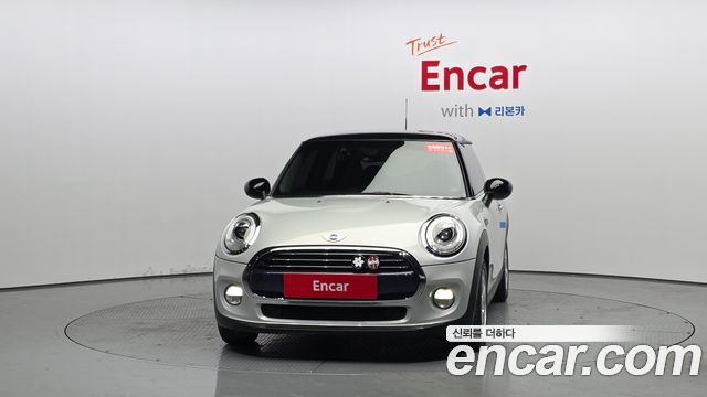 Mini Cooper 2018 — photo 3