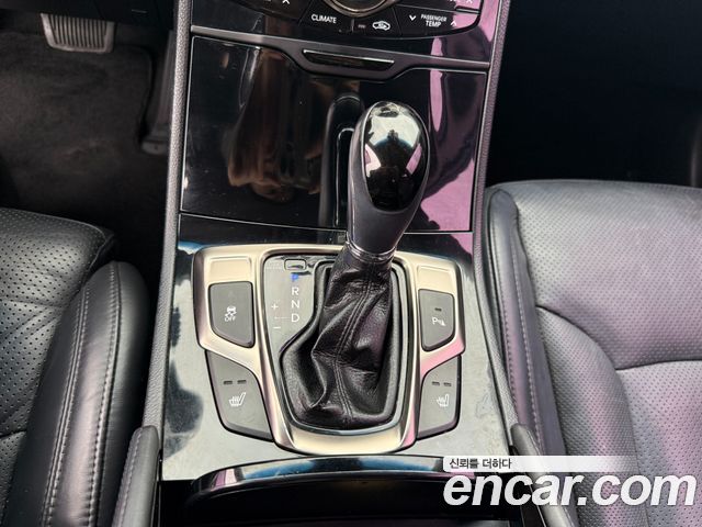 Hyundai Grandeur 2011 — photo 9