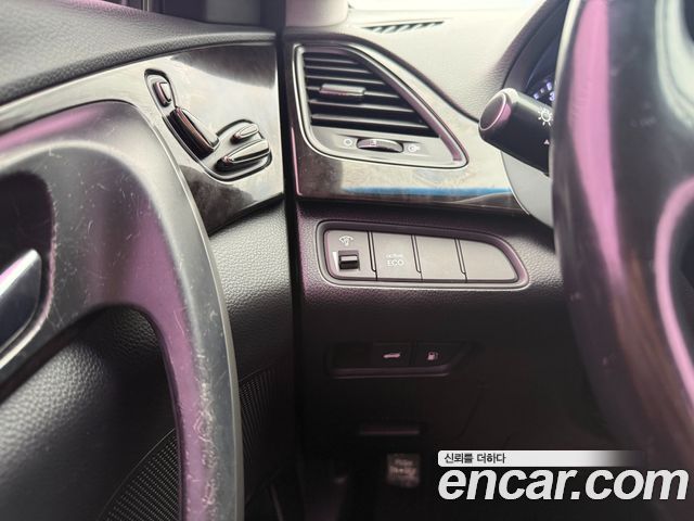 Hyundai Grandeur 2011 — photo 14