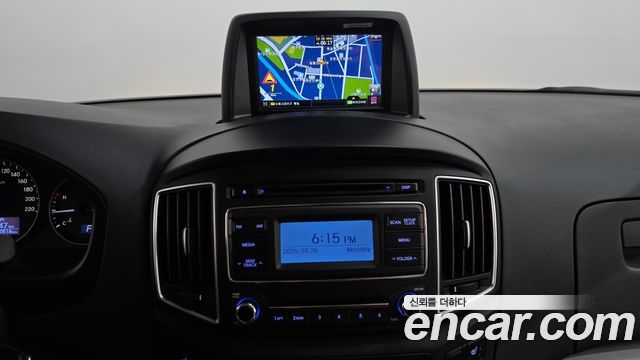 Hyundai Starex 2019 — photo 15