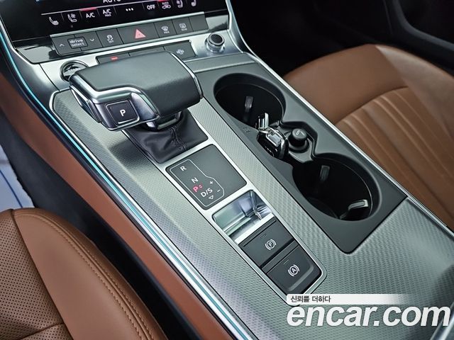 Audi A6 2023 — photo 8