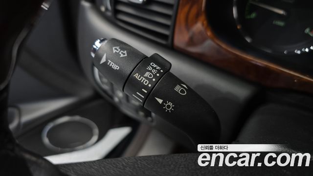 Jaguar XJ 2008 — photo 30