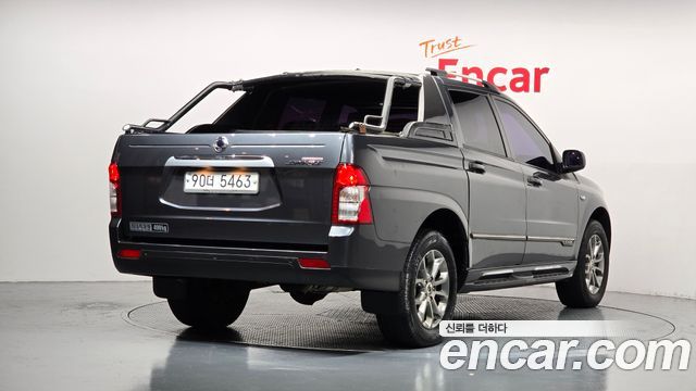 KG Mobility KORANDO 2015 — photo 2