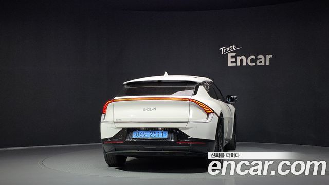 Kia EV6 2023 — photo 4