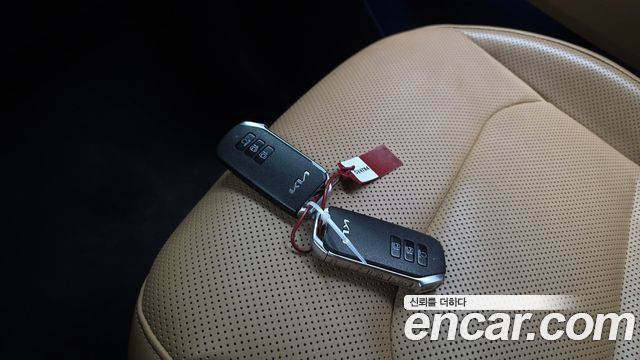 Kia EV6 2023 — photo 23
