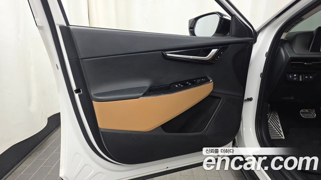 Kia EV6 2023 — photo 14