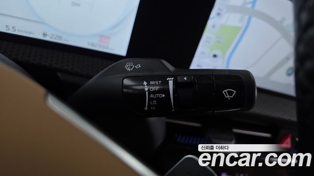 Kia EV6 2023 — photo 29