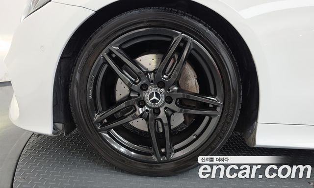 Mercedes-Benz E-Class 2018 — photo 5