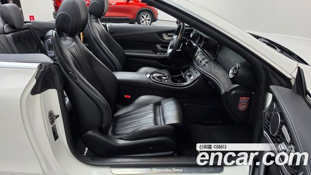 Mercedes-Benz E-Class 2018 — photo 16